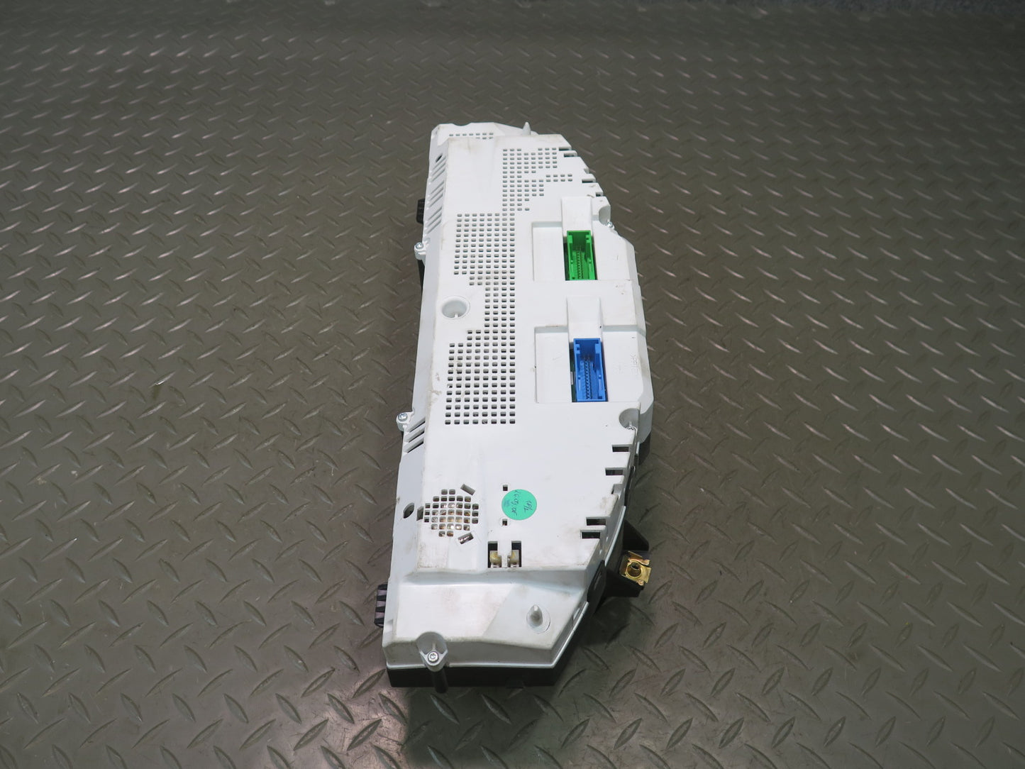 2006-2007 Bentley Flying Spur Dash Instrument Cluster Speedometer Gauge