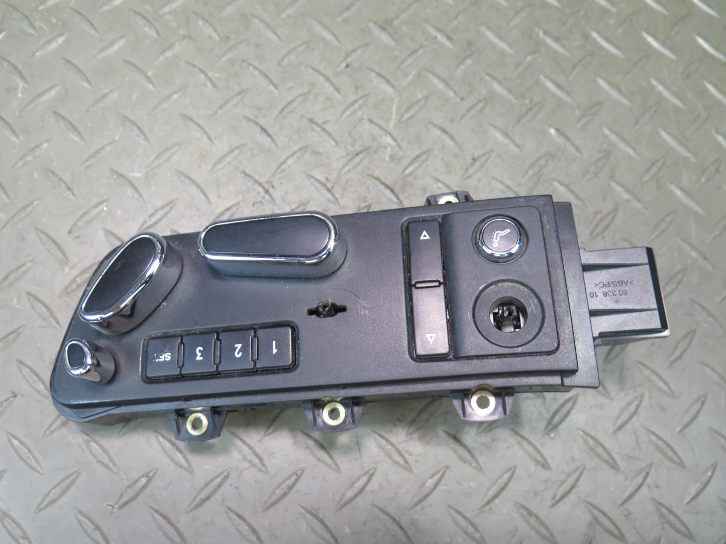 2006-2012 Bentley Flying Spur Front Left Side Seat Adjust Control Switch