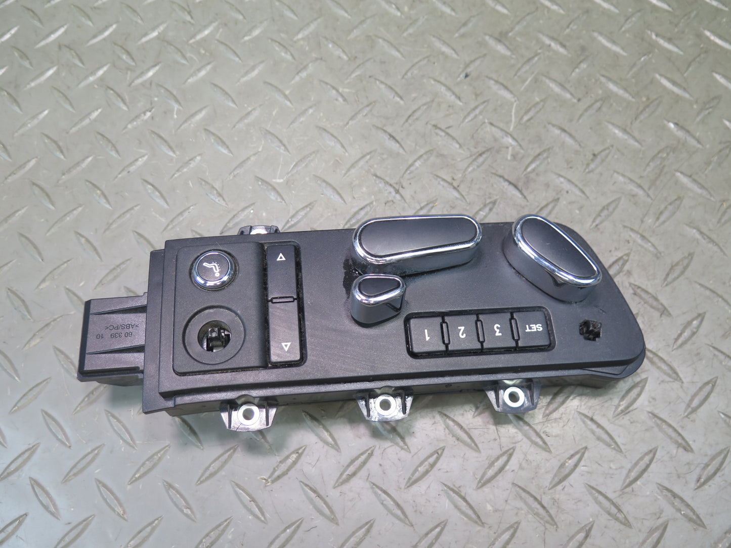 2006-2012 Bentley Flying Spur Front Right Side Seat Adjust Control Switch