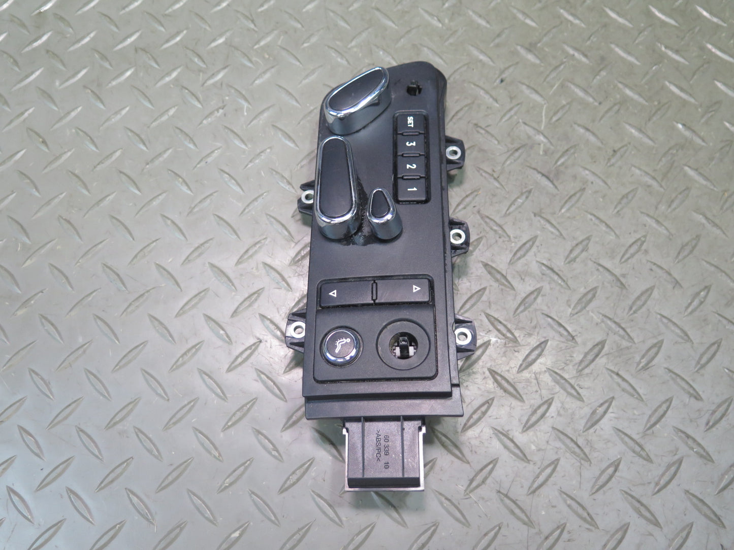2006-2012 Bentley Flying Spur Front Right Side Seat Adjust Control Switch