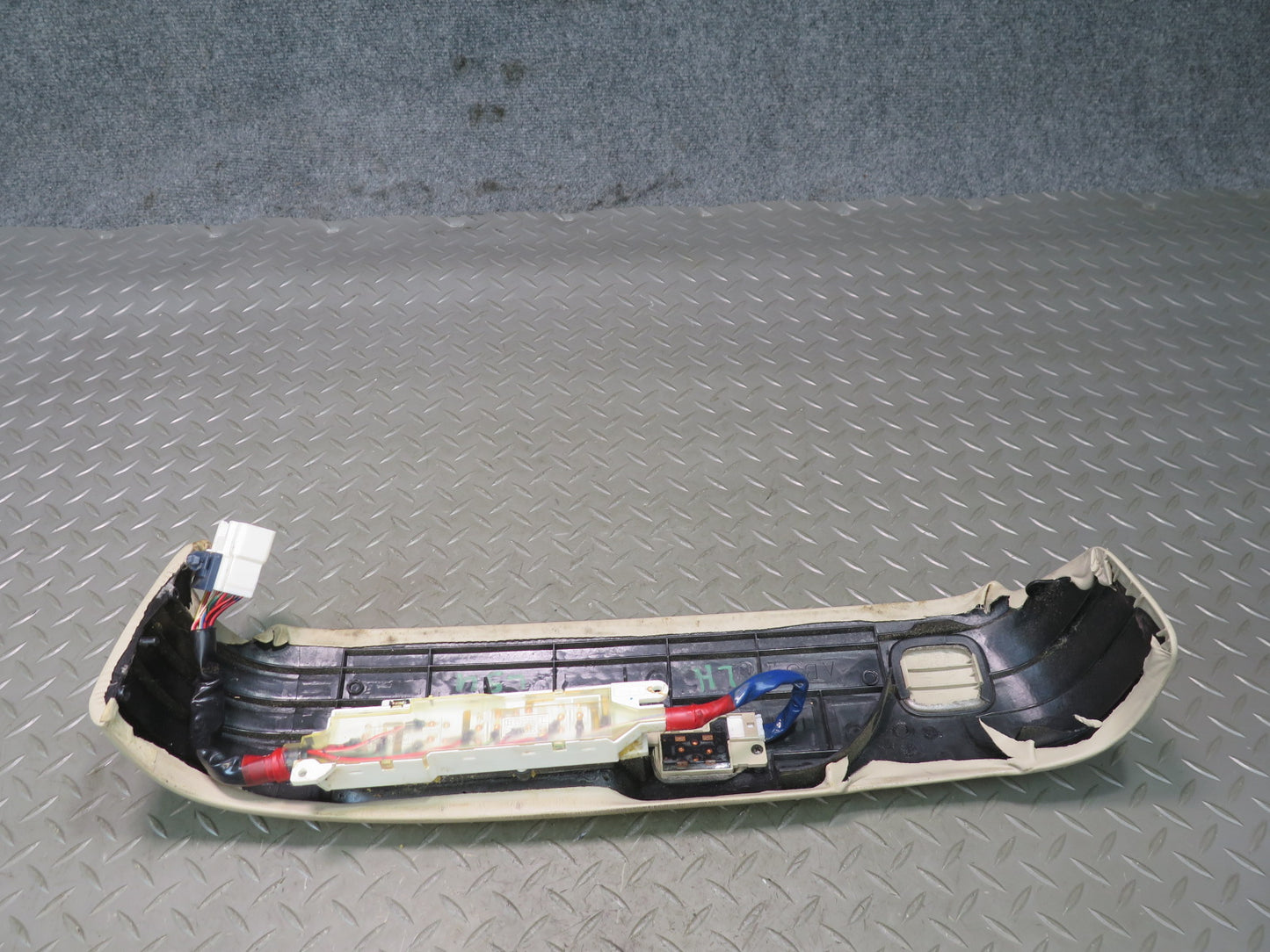 98-00 Lexus UCF20L LS400 Front Left Seat Adjust Trim Cover  w Switch Ivory OEM