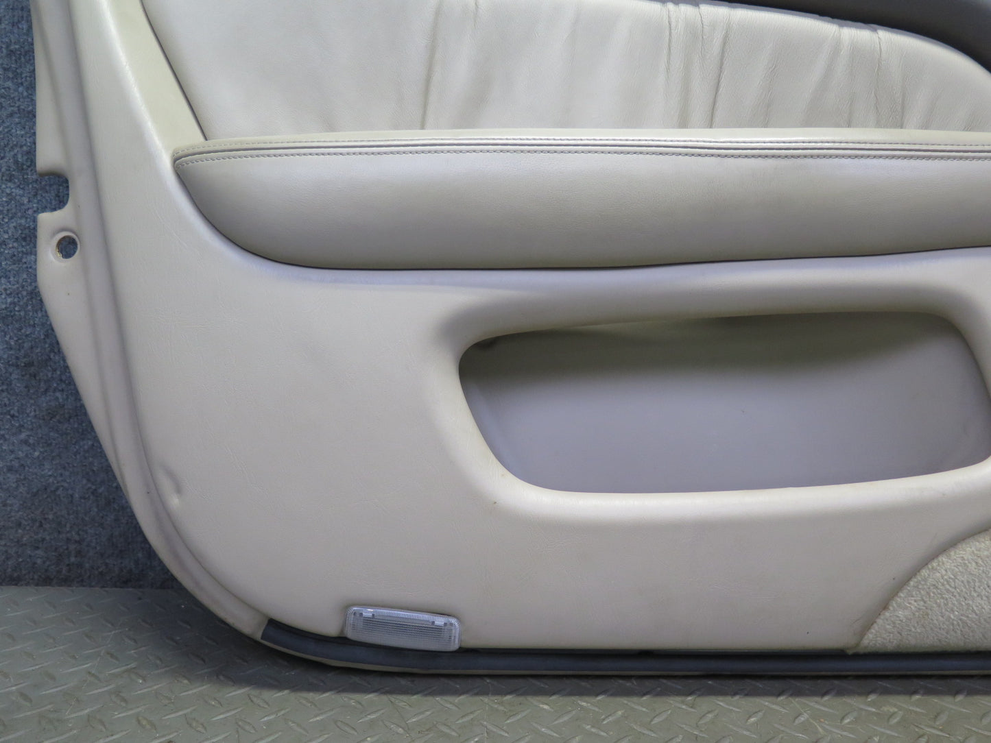 98-00 Lexus UCF20L LS400 Set of 2 Front Door Interior Trim Cover Panel Ivory OEM