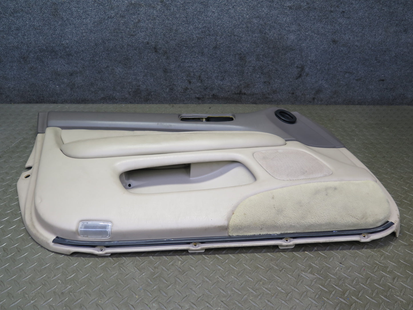 98-00 Lexus UCF20L LS400 Set of 2 Front Door Interior Trim Cover Panel Ivory OEM