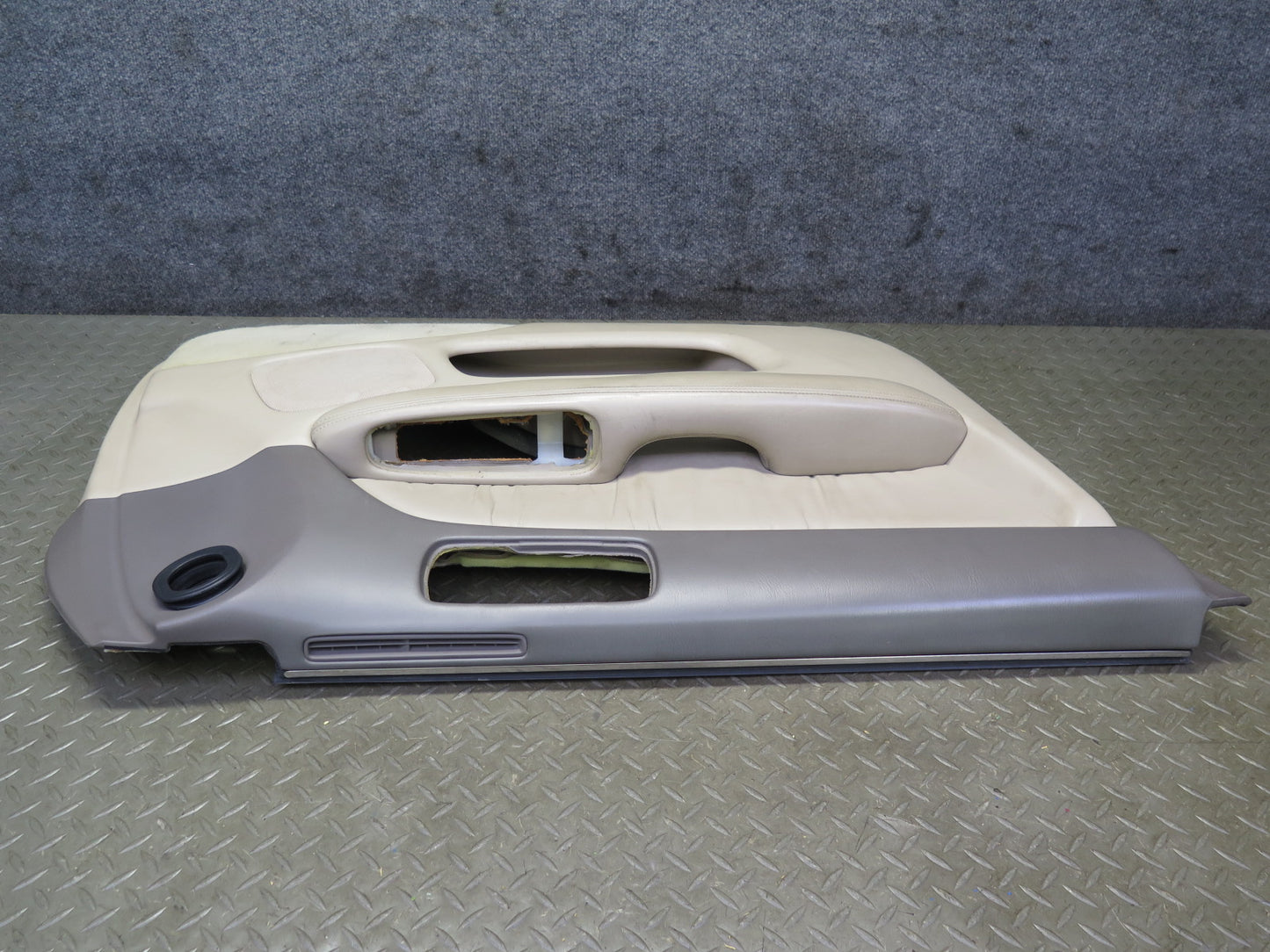 98-00 Lexus UCF20L LS400 Set of 2 Front Door Interior Trim Cover Panel Ivory OEM