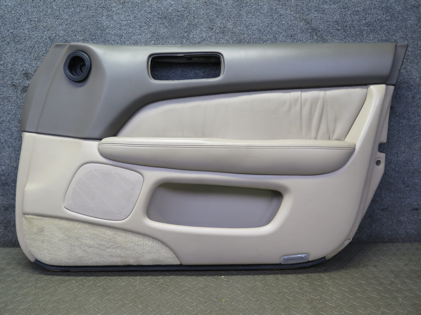 98-00 Lexus UCF20L LS400 Set of 2 Front Door Interior Trim Cover Panel Ivory OEM