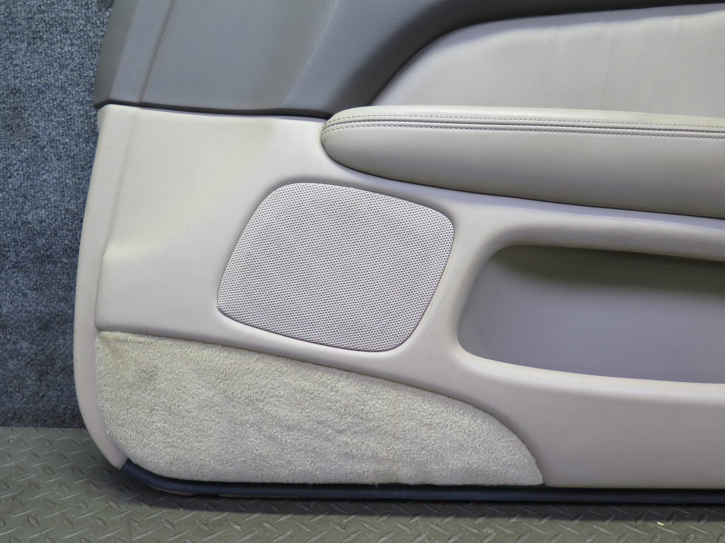 98-00 Lexus UCF20L LS400 Set of 2 Front Door Interior Trim Cover Panel Ivory OEM
