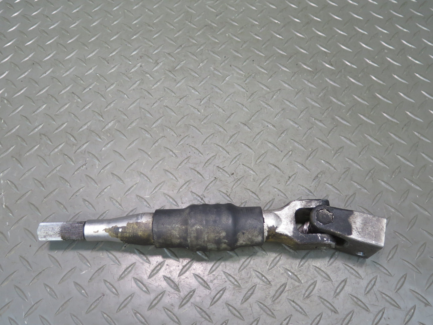 95-99 BMW E36 328ci 318ti Steering Column Lower U Joint Shaft OEM