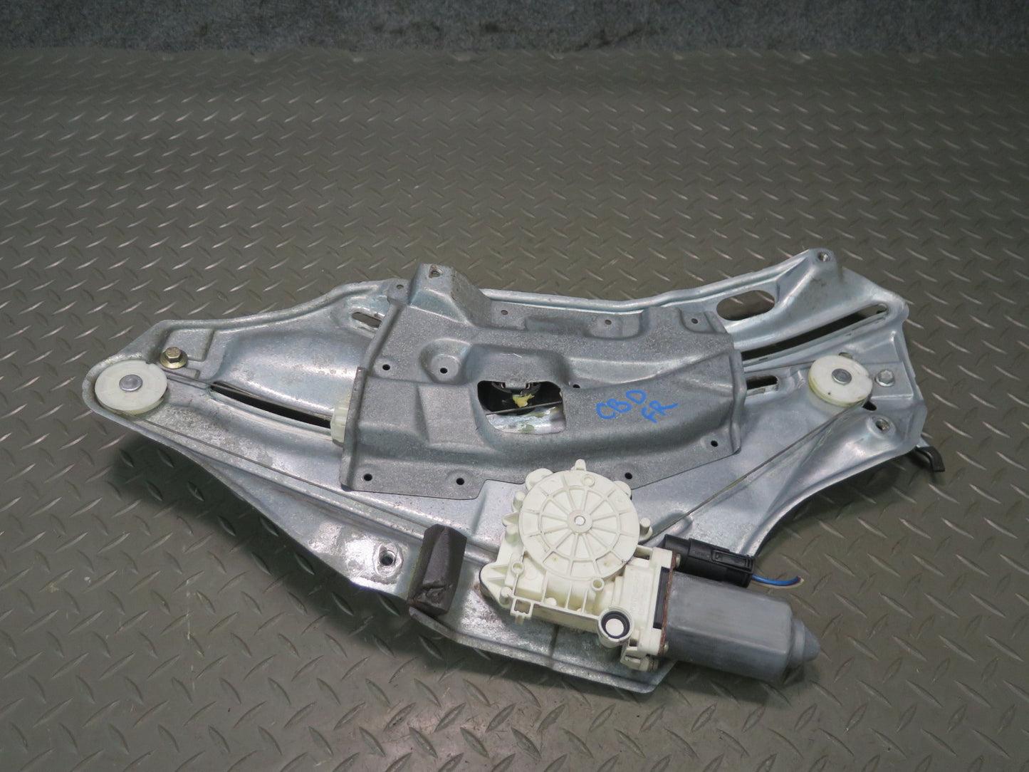 94-99 BMW E36 328iC Convertible Rear Right Quarter Window Regulator w Motor OEM