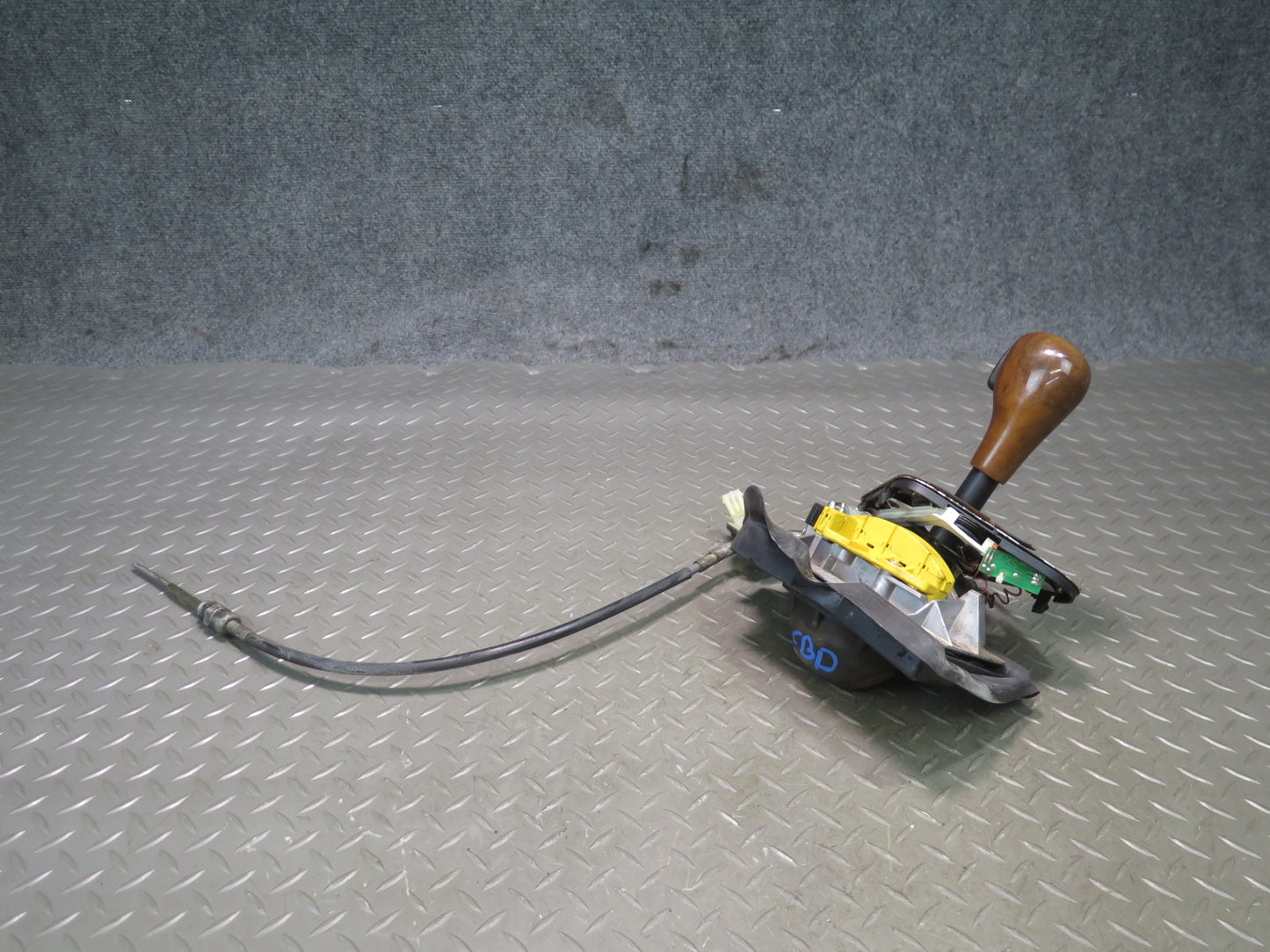 96-99 BMW E36 328iC A/T Automatic Transmission Gear Shifter Assembly OEM