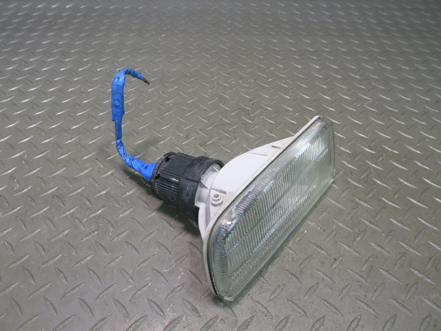96-99 BMW E36 328iC Set of 2 Front Left & Right Fog Light Lamp OEM