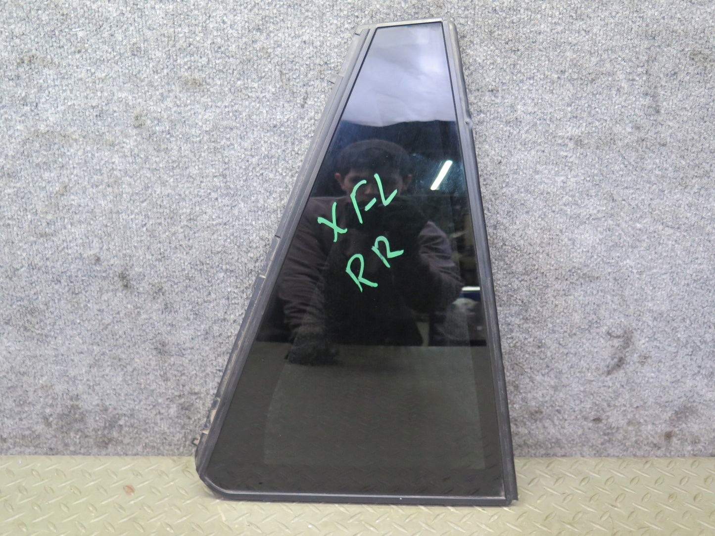 2014-2018 BMW F15 X5 Rear Right Door Fixed Glass Window