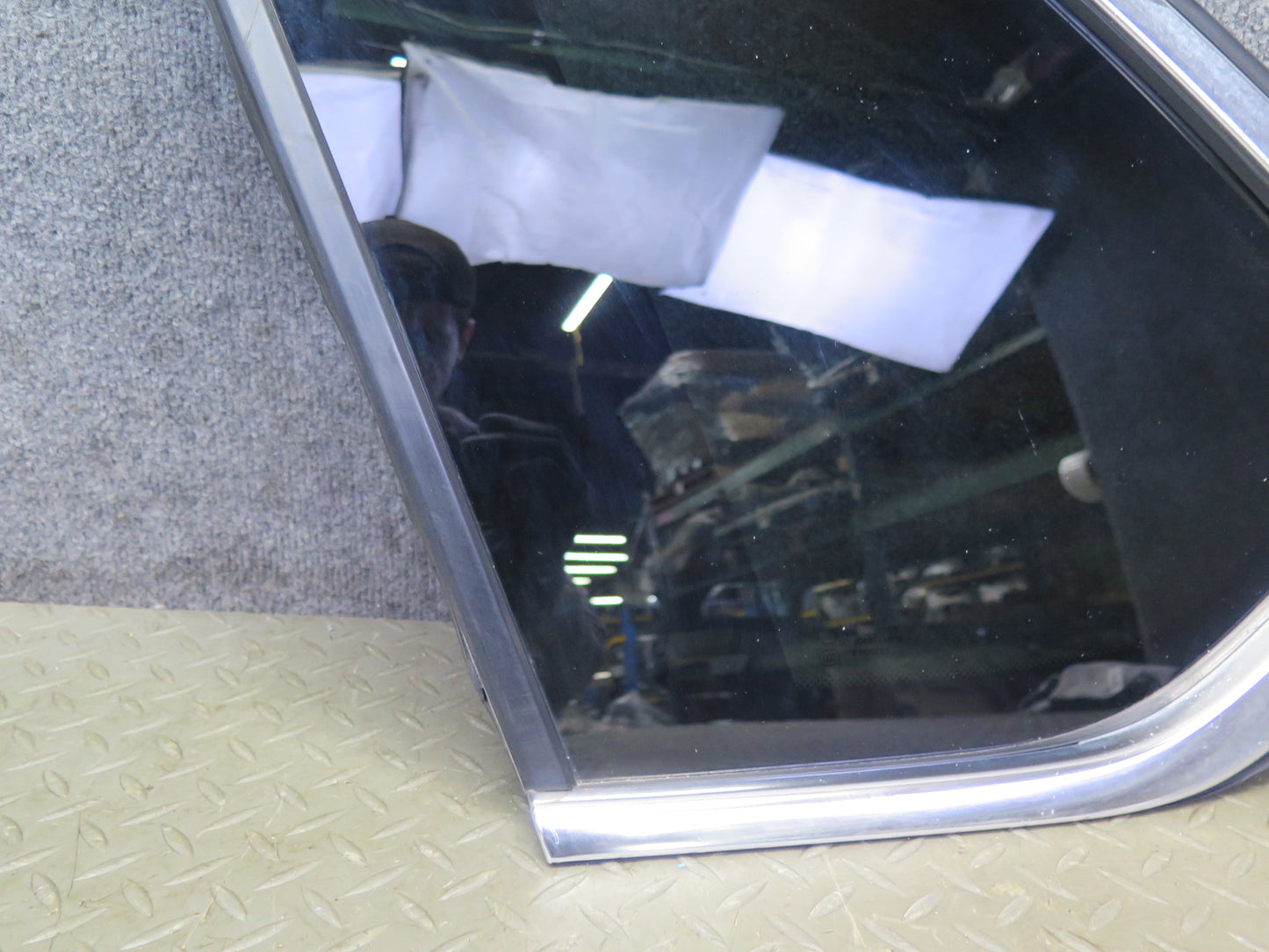 2014-2018 BMW F15 X5 Rear Left Quarter Glass Window