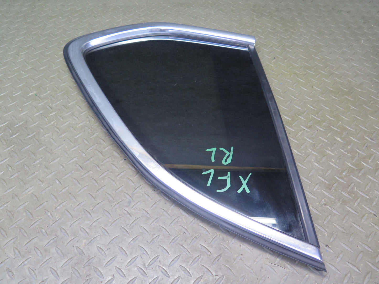2014-2018 BMW F15 X5 Rear Left Quarter Glass Window