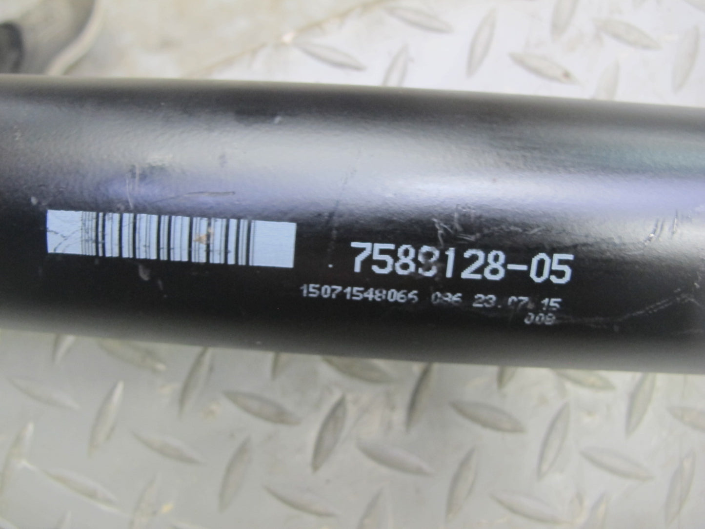 2014-2018 BMW F15 X5 3.0L N55 N57 AWD Rear Driveshaft Drive Shaft 7589128 OEM
