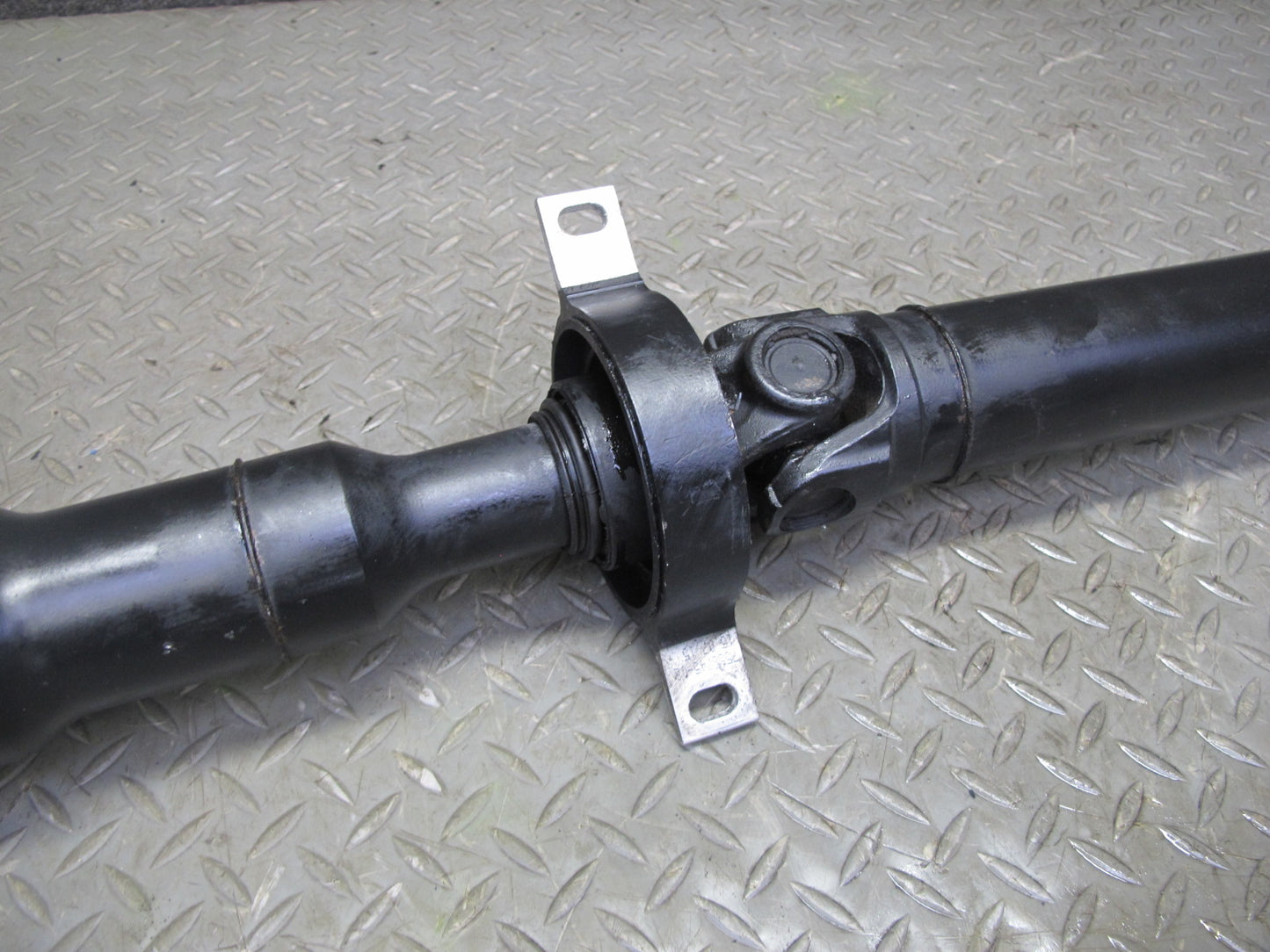 2014-2018 BMW F15 X5 3.0L N55 N57 AWD Rear Driveshaft Drive Shaft 7589128 OEM