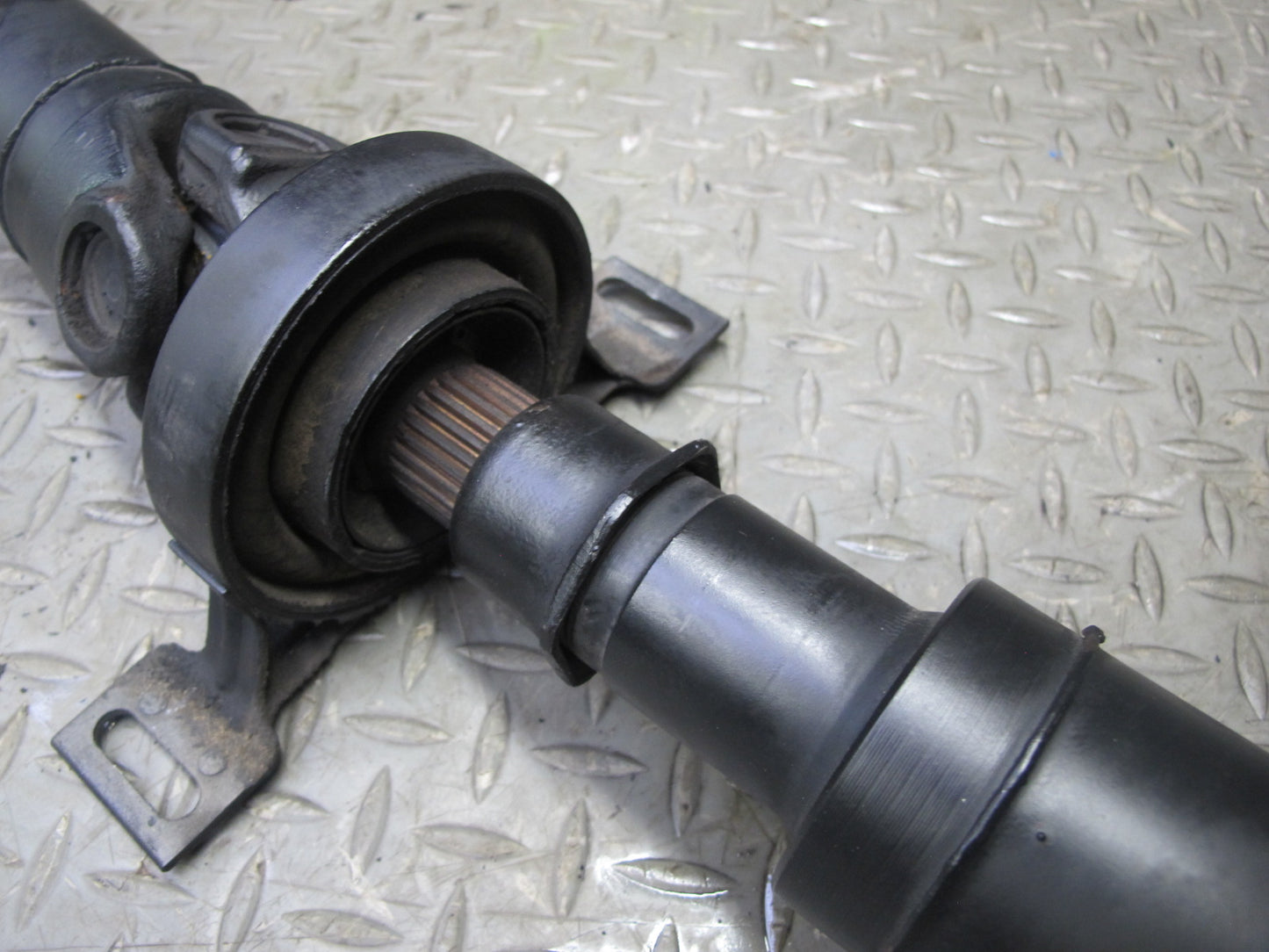 94-99 BMW E36 328ic 325ic A/T Rear Drive Shaft Driveshaft 1227612 OEM