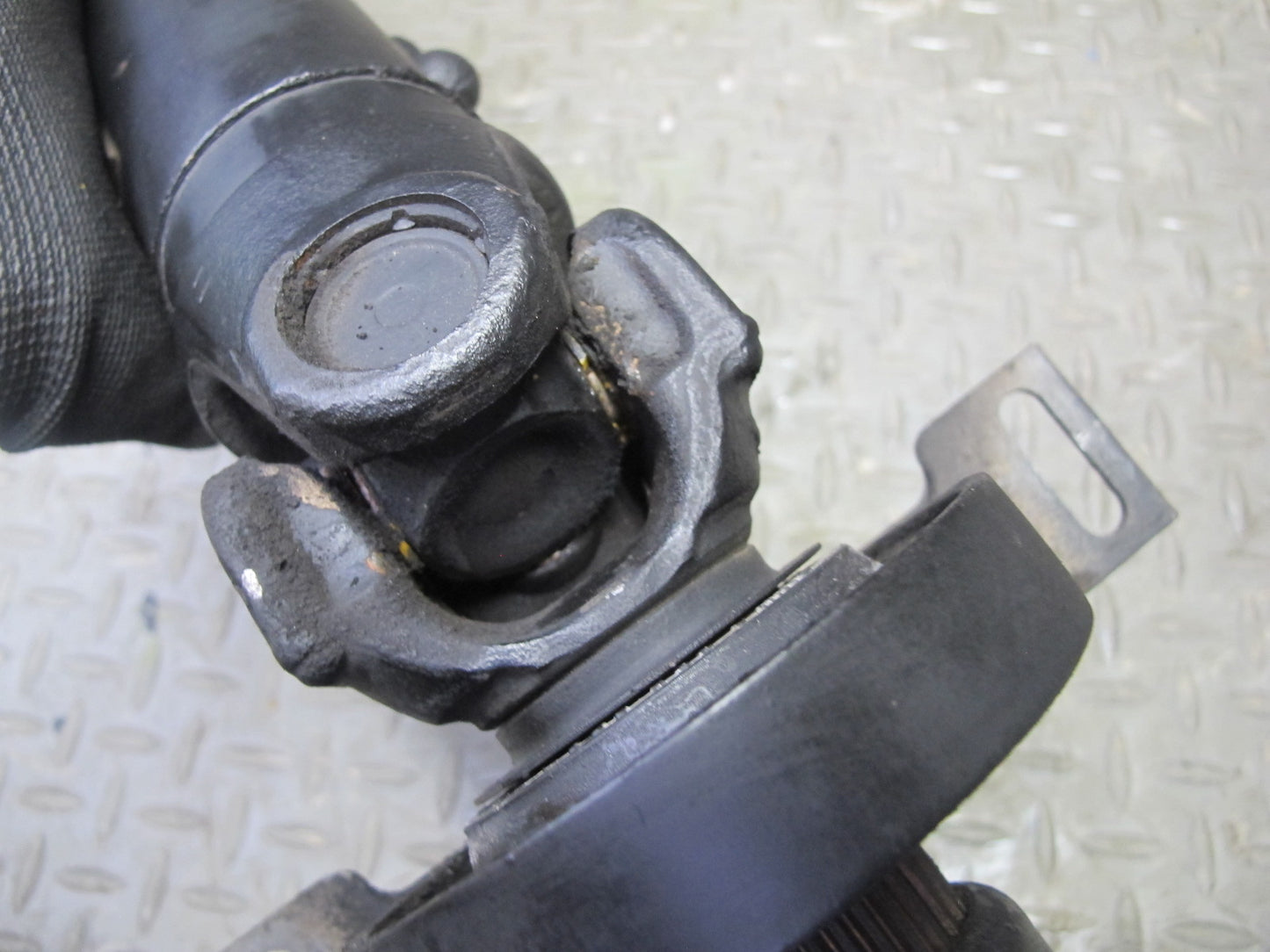 94-99 BMW E36 328ic 325ic A/T Rear Drive Shaft Driveshaft 1227612 OEM