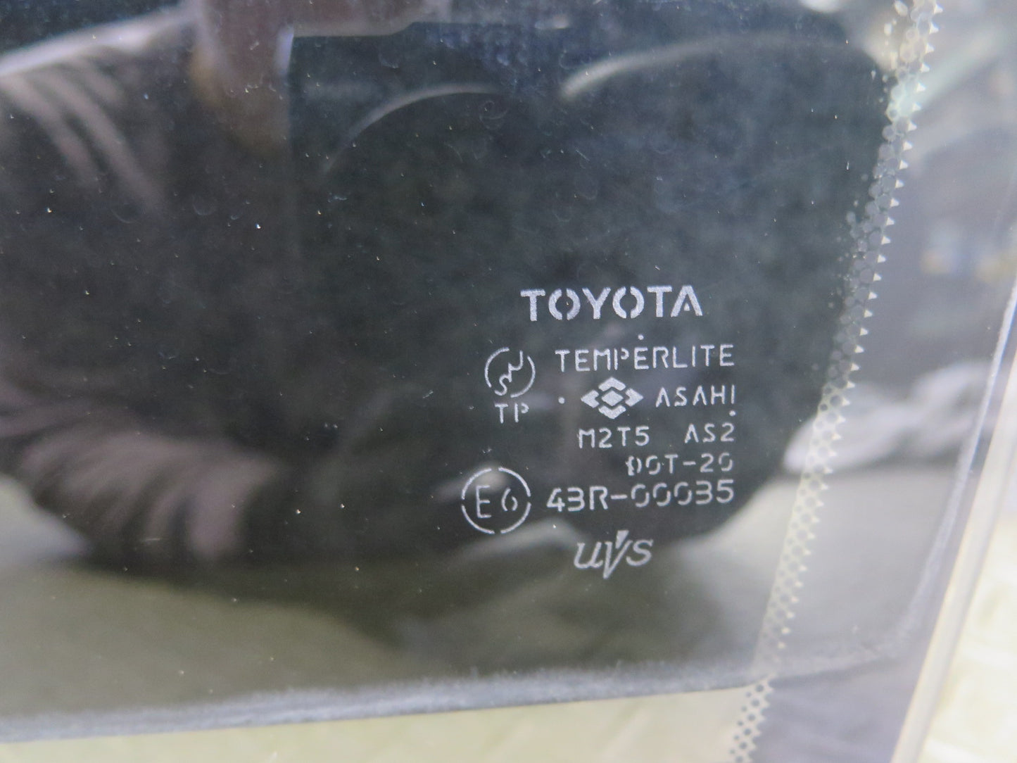 98-00 Lexus UCF20L LS400 Front Left Driver Door Glass Window Tinted OEM