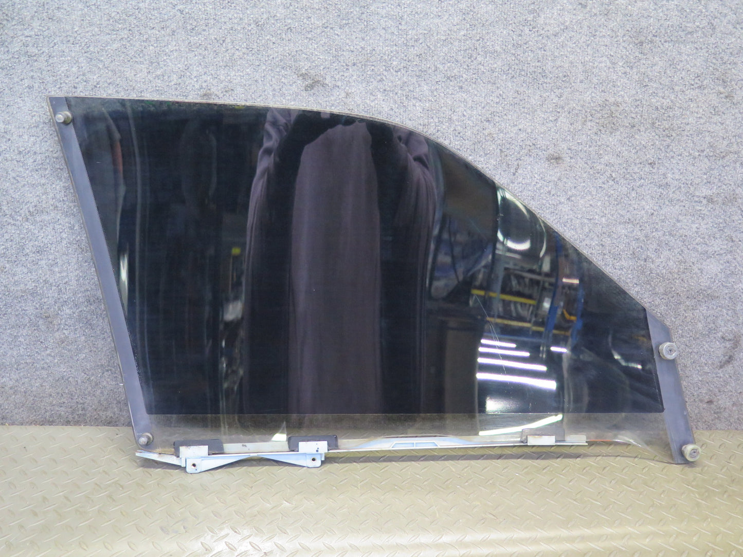 98-00 Lexus UCF20L LS400 Front Left Driver Door Glass Window Tinted OEM