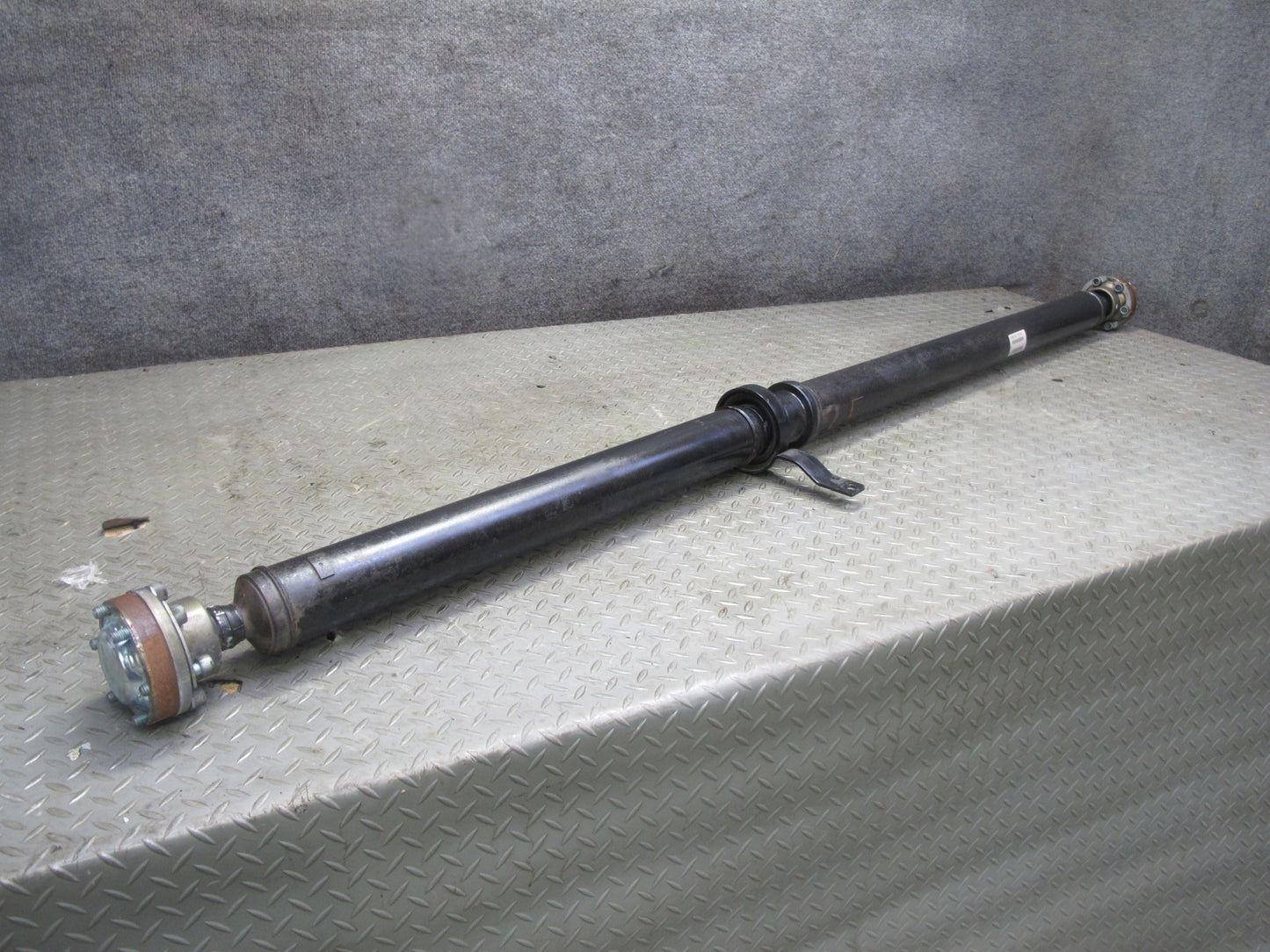 2006-2012 Bentley Flying Spur AWD Rear Drive Shaft Driveshaft Propeller