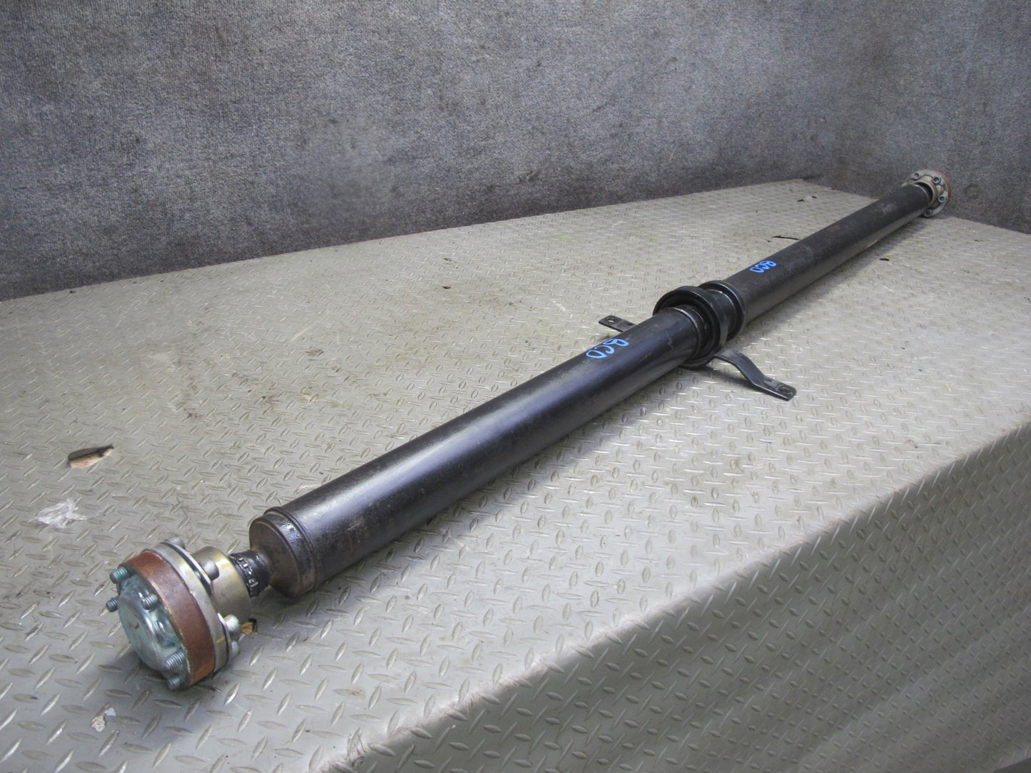 2006-2012 Bentley Flying Spur AWD Rear Drive Shaft Driveshaft Propeller