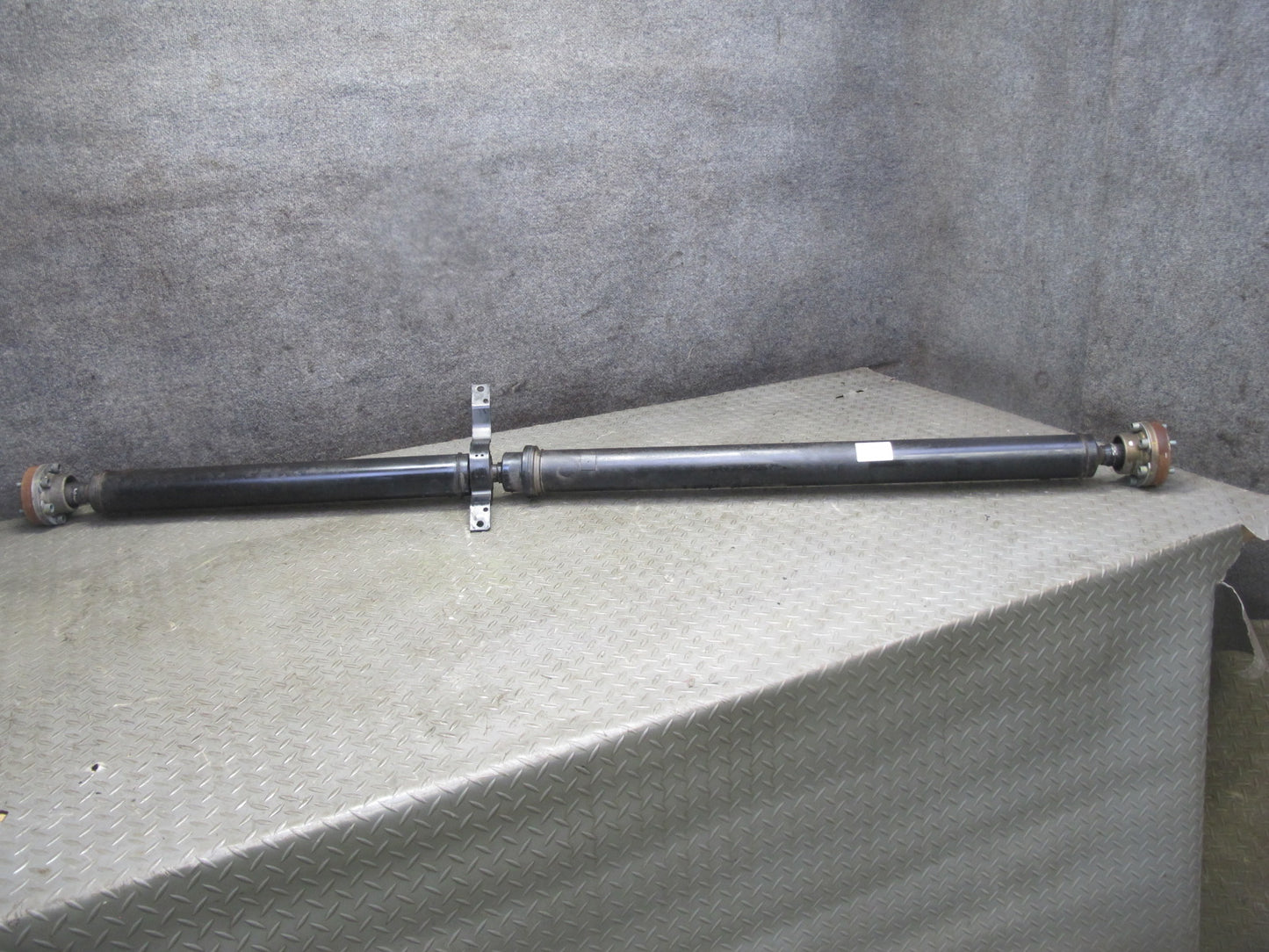 2006-2012 Bentley Flying Spur AWD Rear Drive Shaft Driveshaft Propeller
