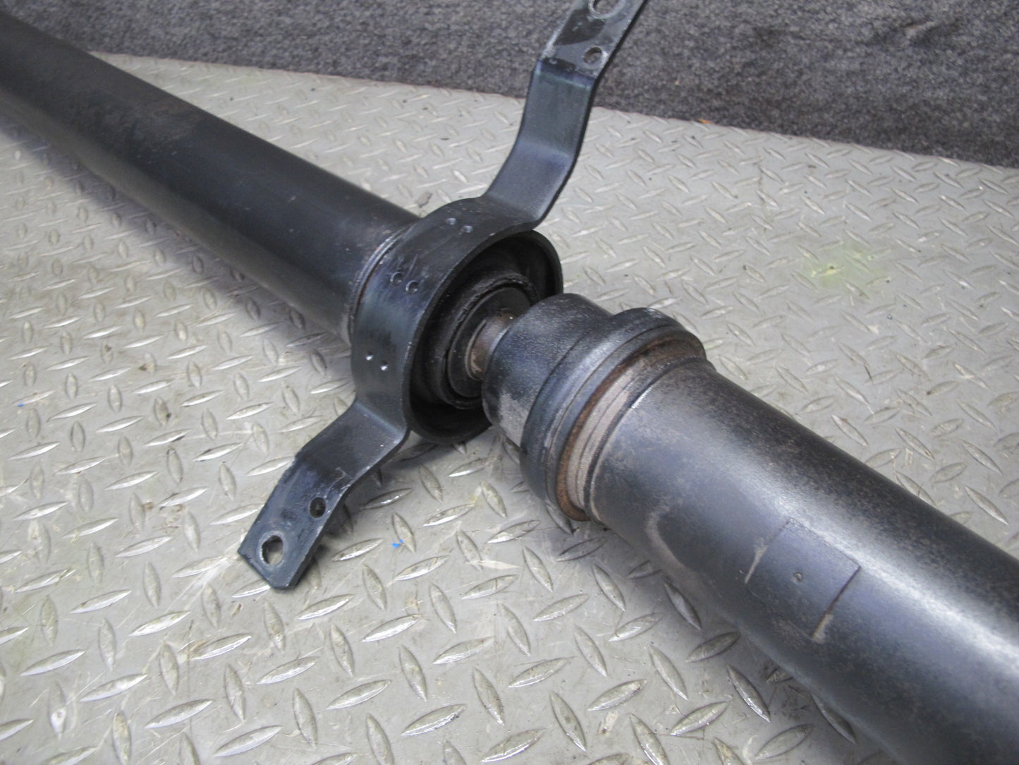2006-2012 Bentley Flying Spur AWD Rear Drive Shaft Driveshaft Propeller