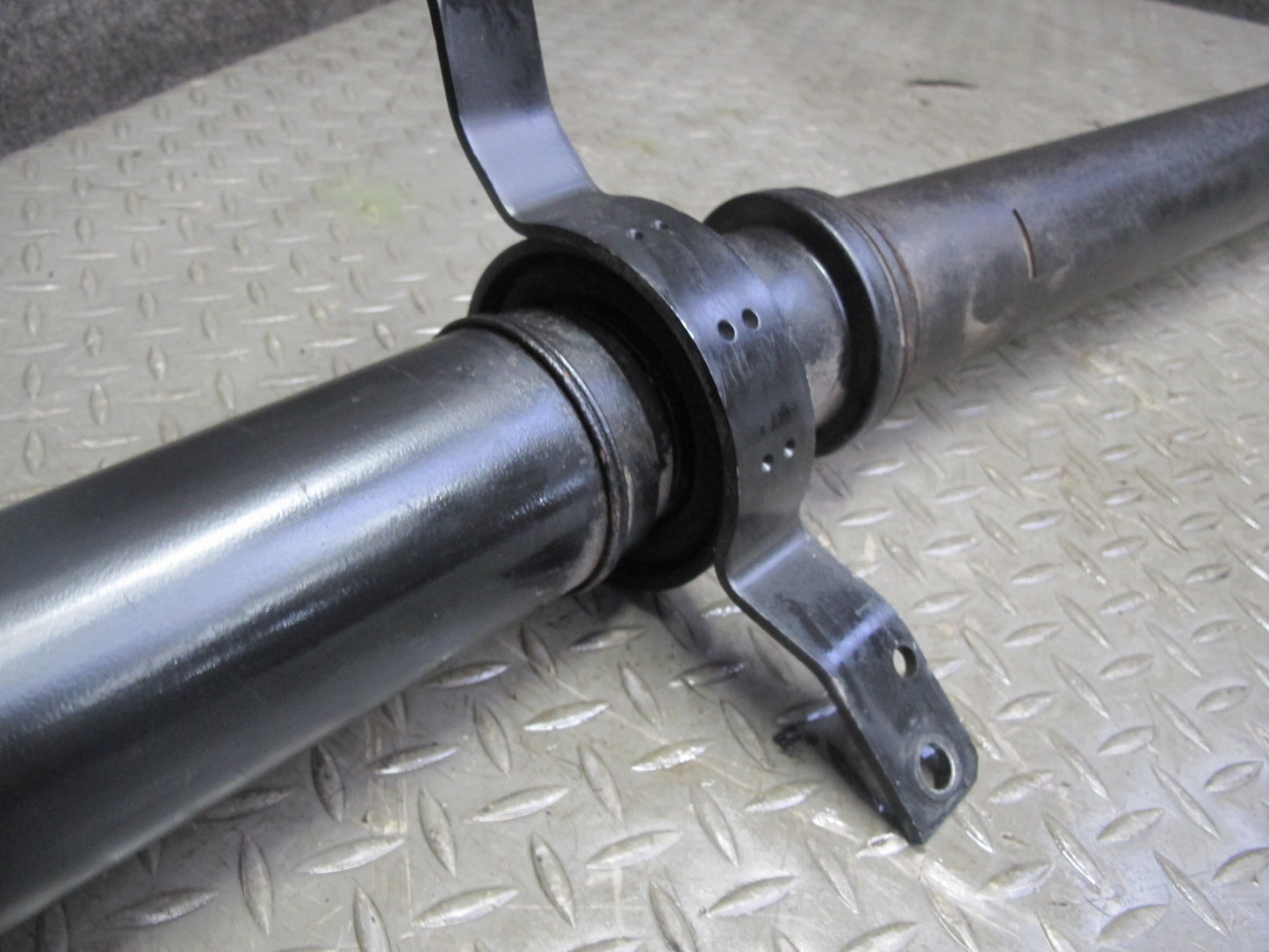 2006-2012 Bentley Flying Spur AWD Rear Drive Shaft Driveshaft Propeller