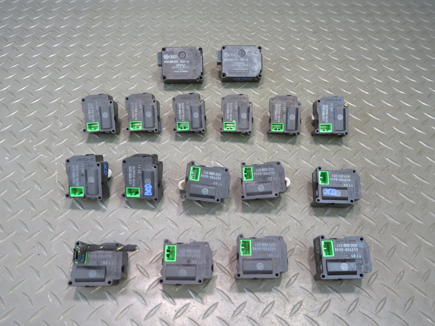 2006-2012 Bentley Flying Spur Hvac A/C Heater Blend Door Flap Motor Actuator Set