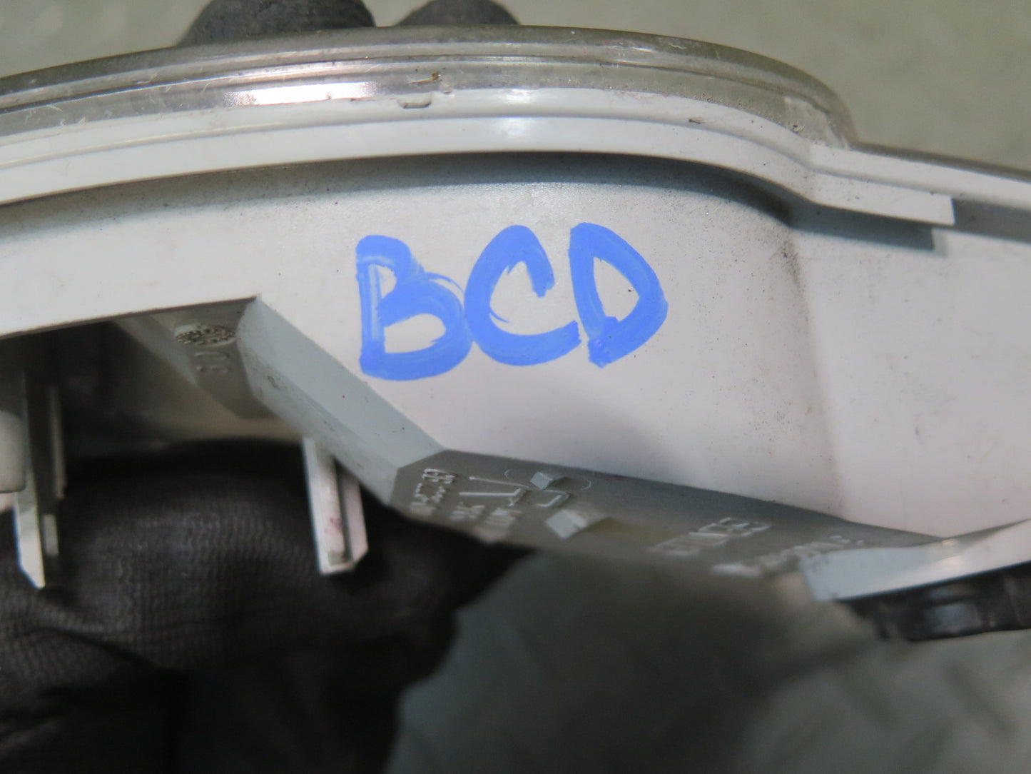 2006-2012 Bentley Flying Spur Left Right Side Rear Bumper Reverse Light Lamp Set