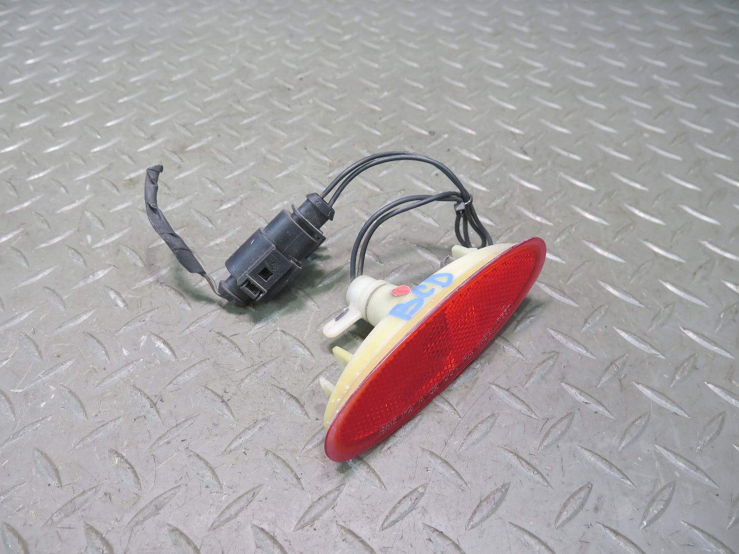 2006-2012 Bentley Flying Spur Rear Right & Left Side Marker Light Lamp Set