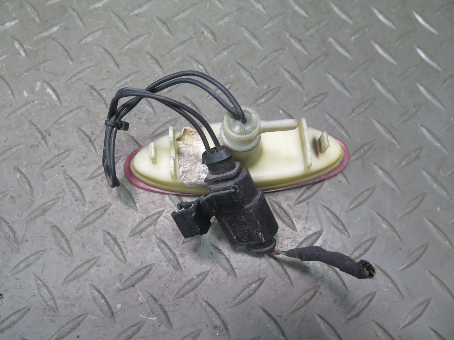 2006-2012 Bentley Flying Spur Rear Right & Left Side Marker Light Lamp Set