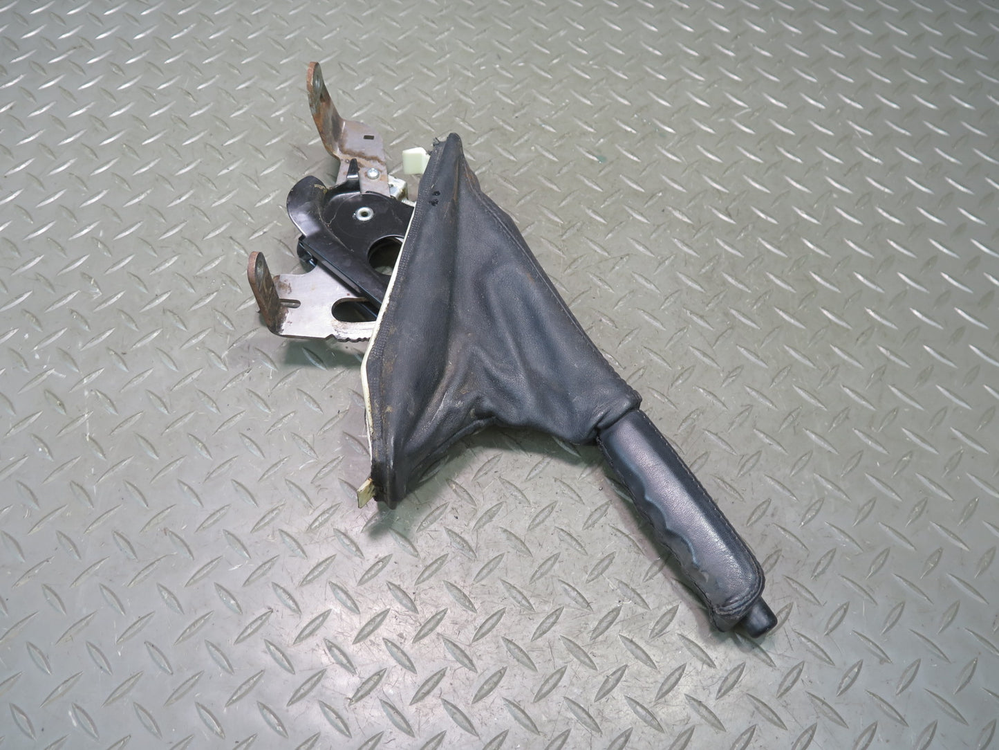 94-99 BMW E36 328ic 325ic Emergency Parking Brake Handle w Boot Black OEM