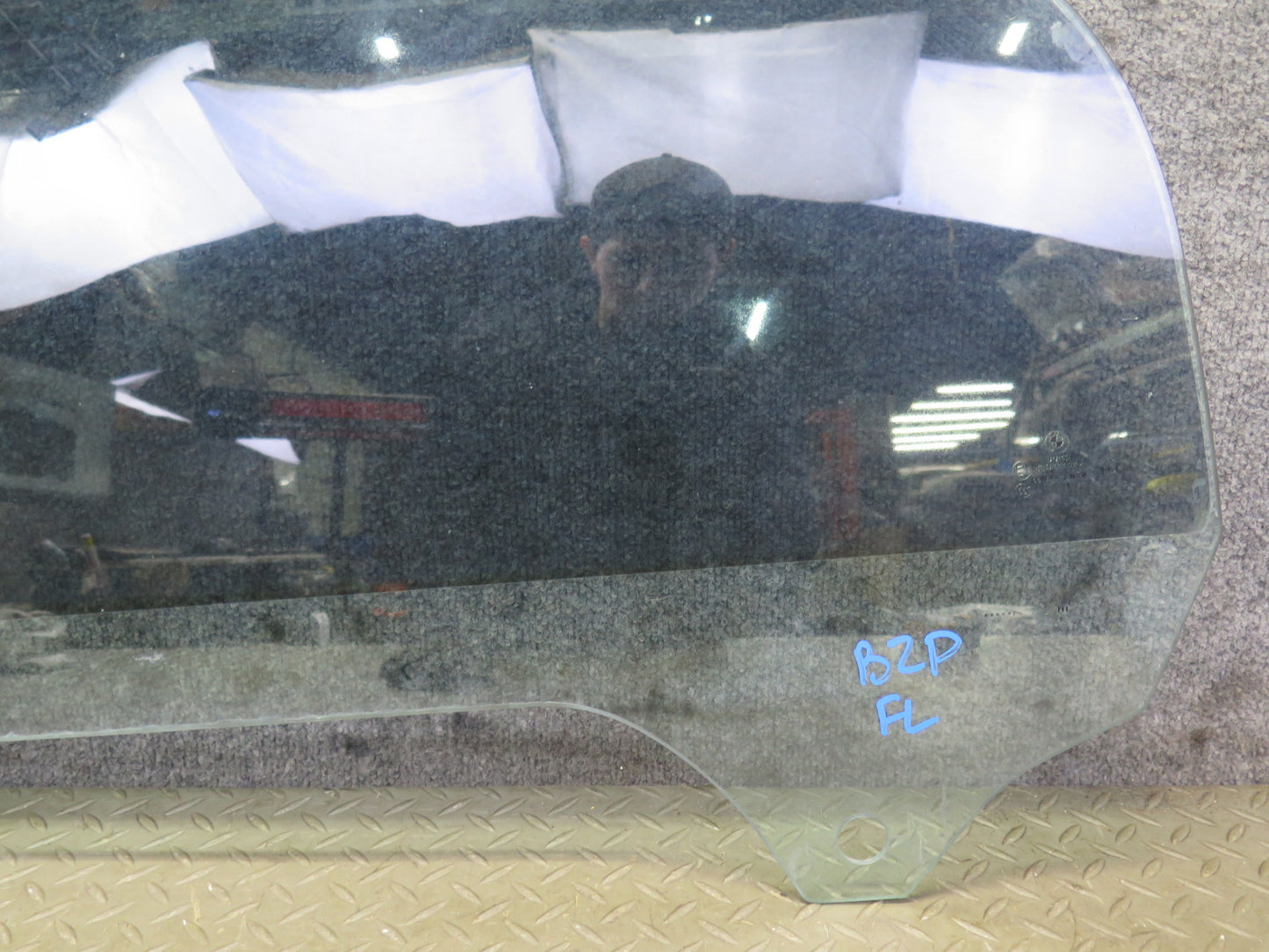 03-08 BMW E85 Z4 Front Left Driver Door Window Glass Tinted OEM