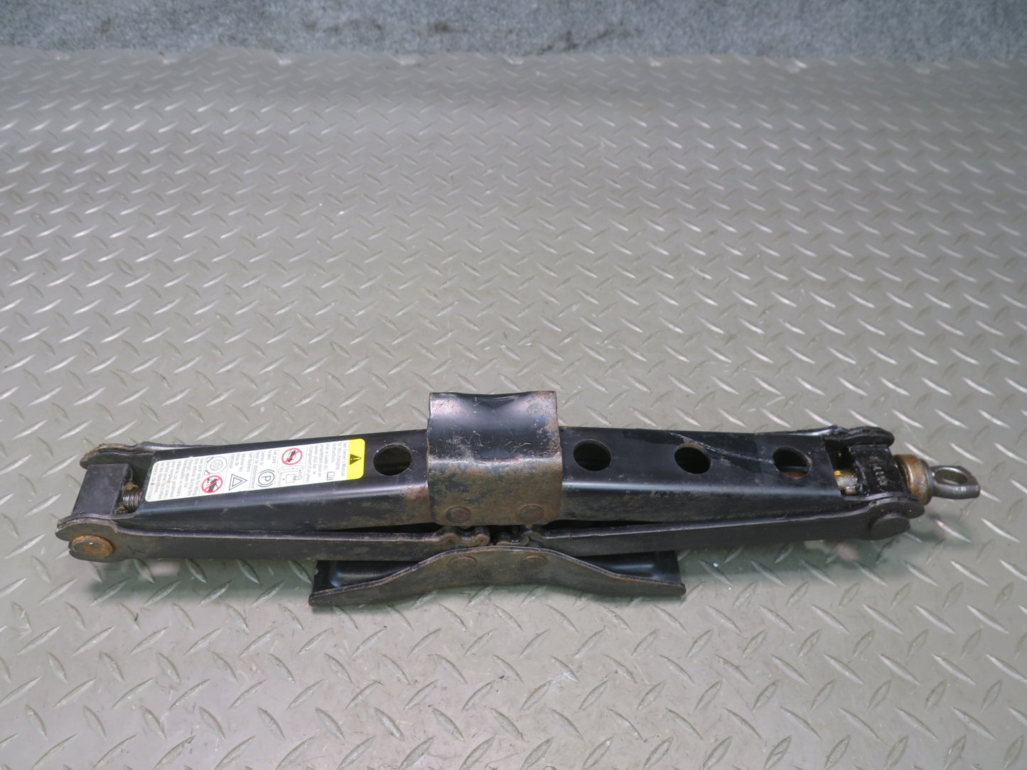 2003-2009 Hummer H2 Emergency Spare Tire Lift Jack Tool