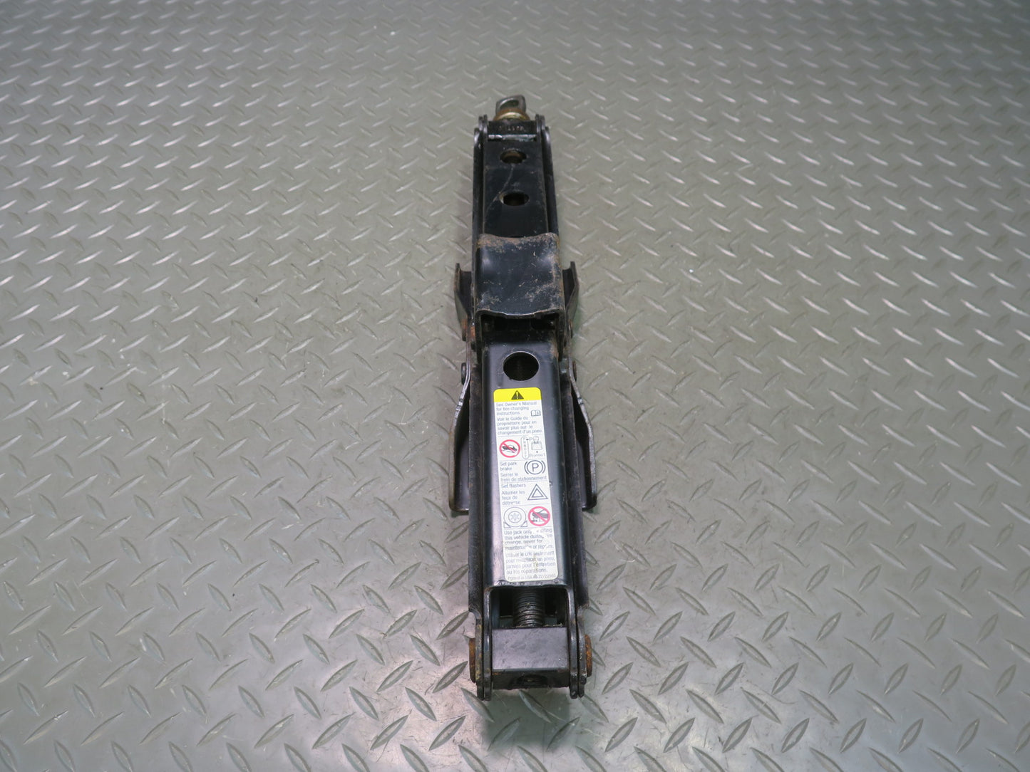 2003-2009 Hummer H2 Emergency Spare Tire Lift Jack Tool