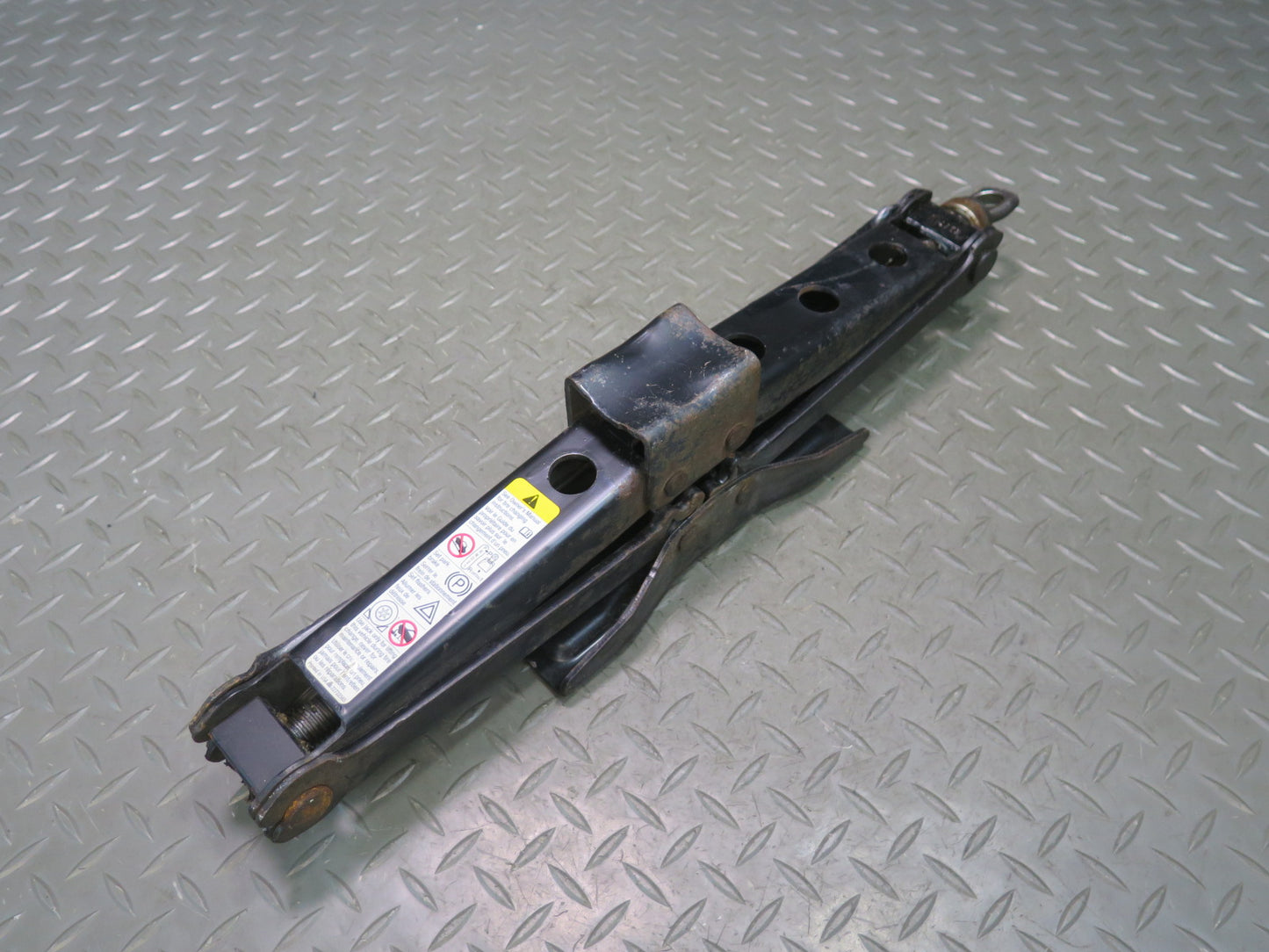 2003-2009 Hummer H2 Emergency Spare Tire Lift Jack Tool
