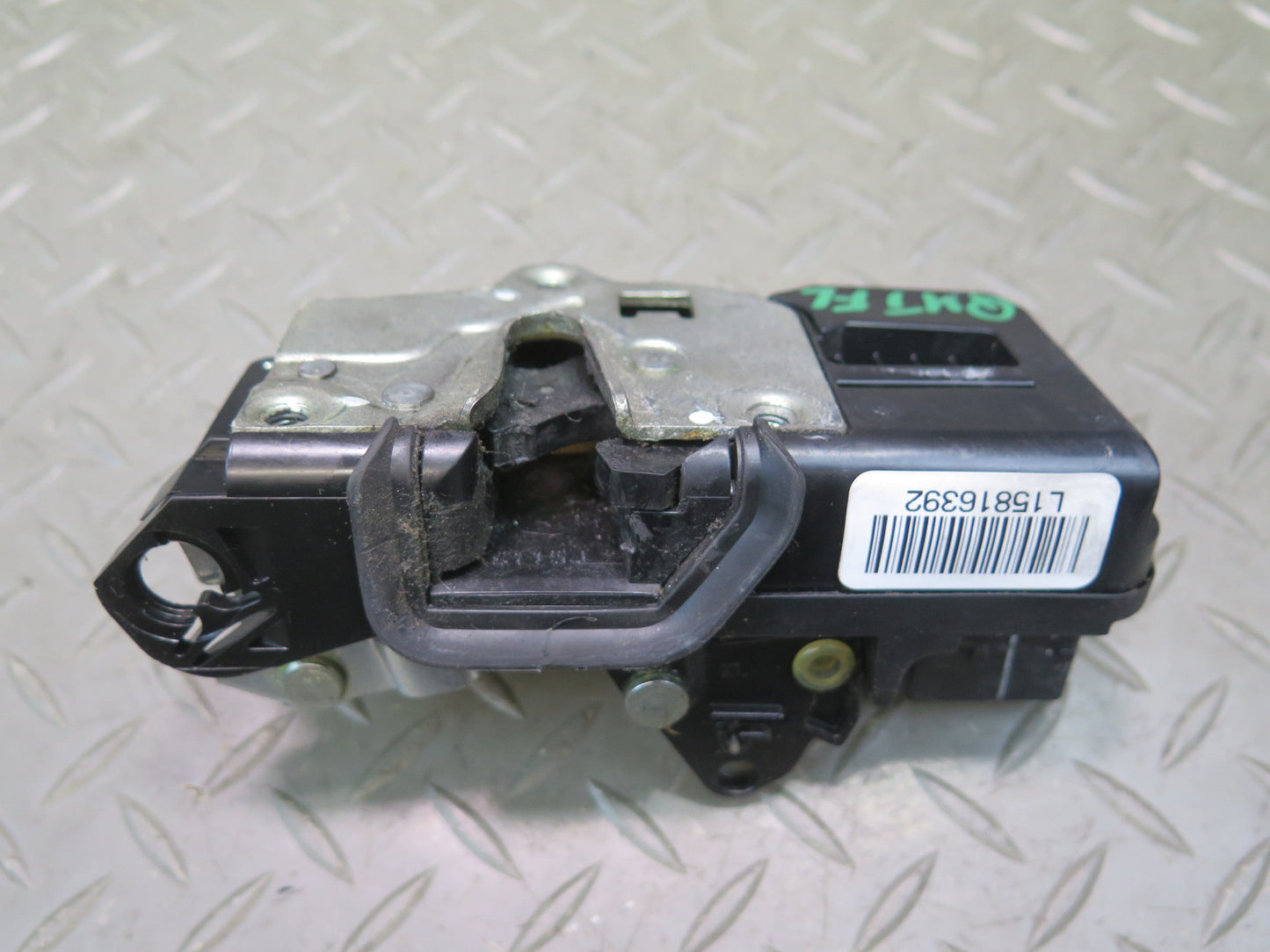 2003-2007 Hummer H2 Front Left Door Lock Latch Actuator