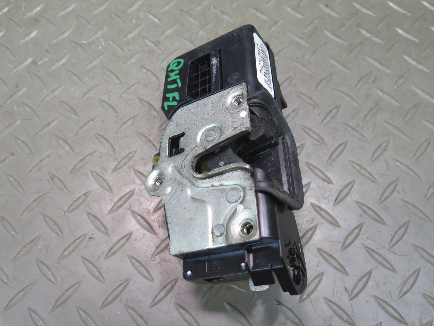 2003-2007 Hummer H2 Front Left Door Lock Latch Actuator