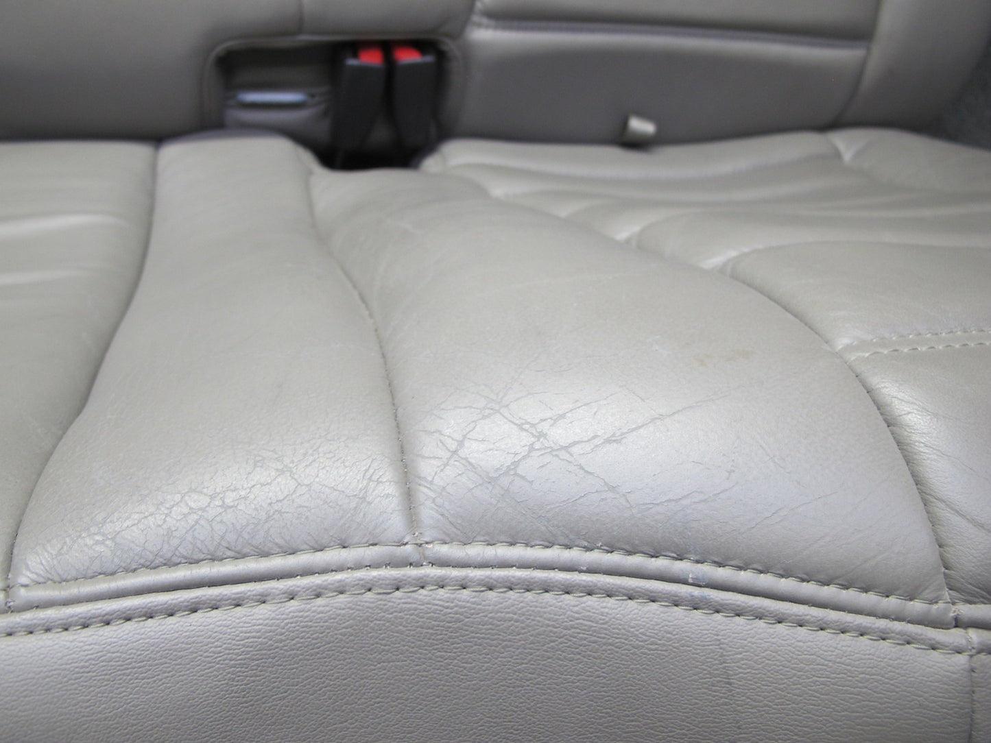 2005-2007 Hummer H2 Rear 2ND ROW Left & Right Leather Seat Wheat Set of 2
