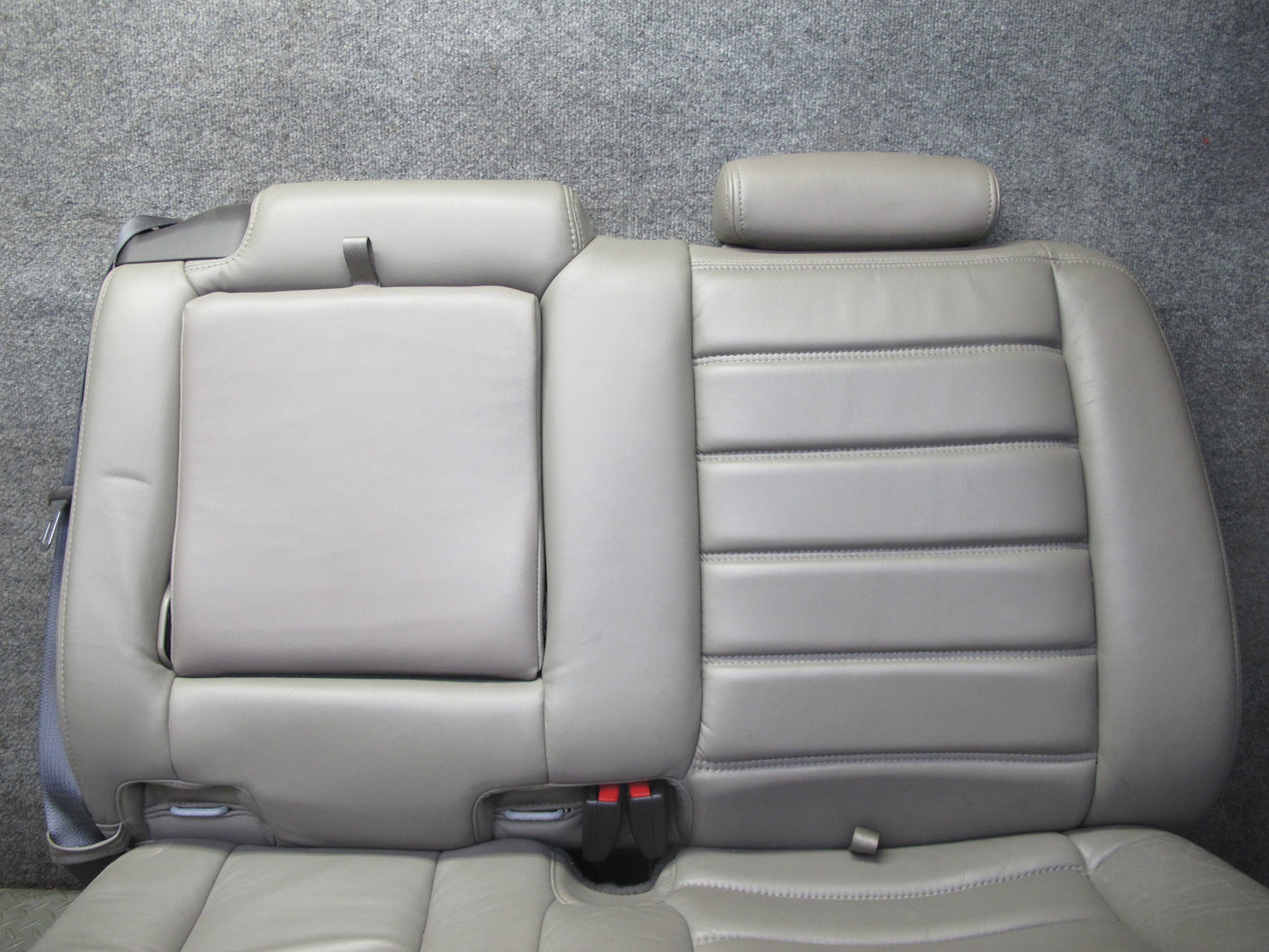 2005-2007 Hummer H2 Rear 2ND ROW Left & Right Leather Seat Wheat Set of 2