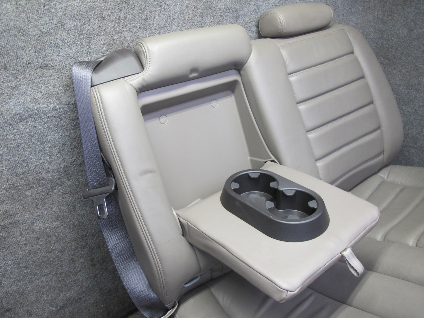 2005-2007 Hummer H2 Rear 2ND ROW Left & Right Leather Seat Wheat Set of 2