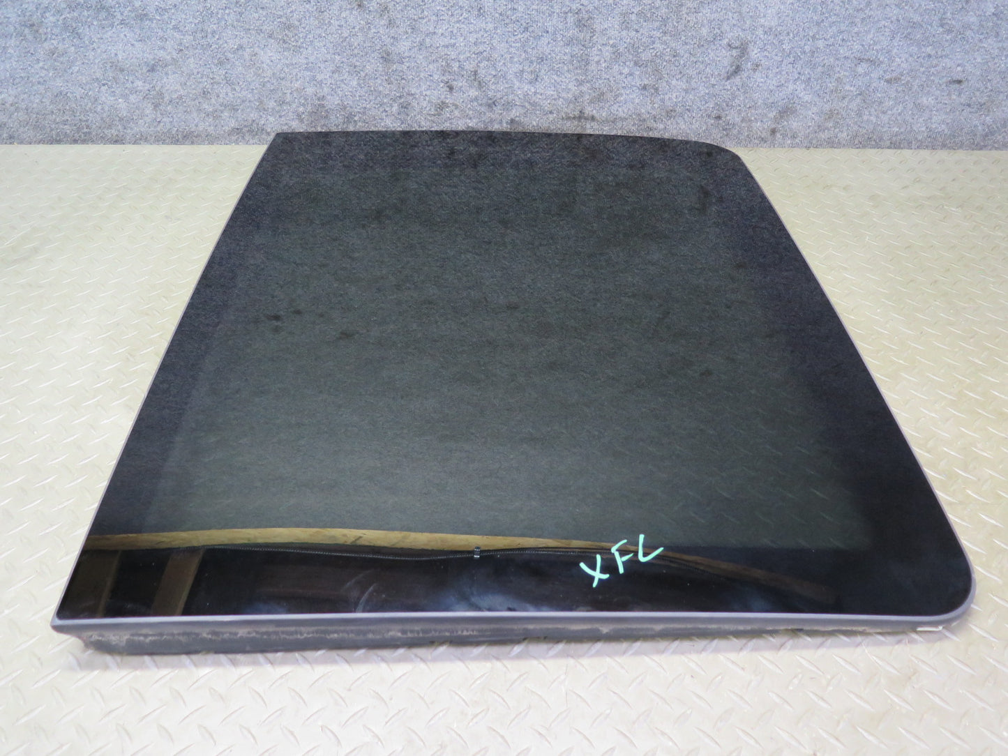 2014-2018 BMW F15 X5 Front Sunroof Panoramic Glass Window
