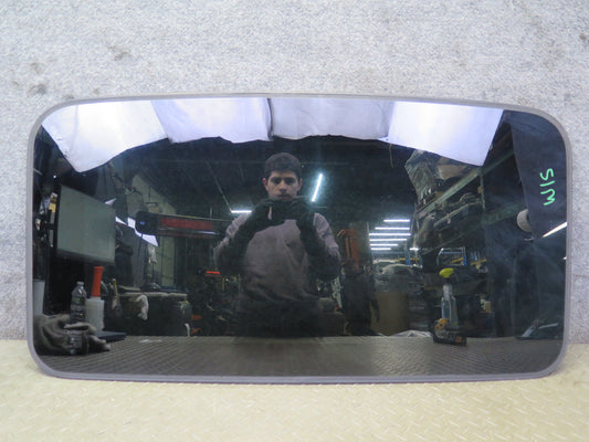 01-05 Lexus JCE10L IS300 Sunroof Moonroof Glass Window Panel OEM