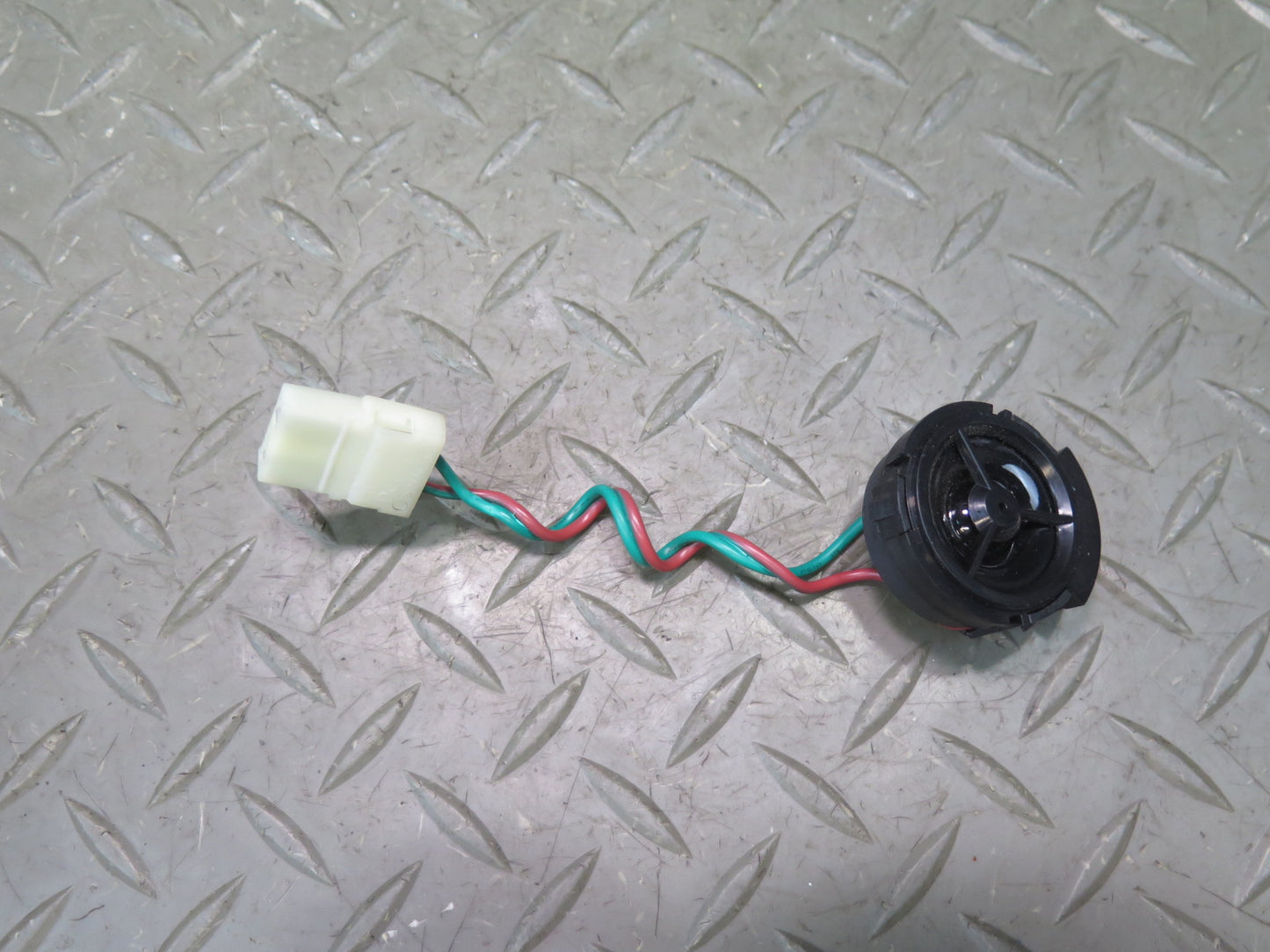 2003-2007 Hummer H2 Front Left & Right A Pillar Tweeter Speaker Set of 2