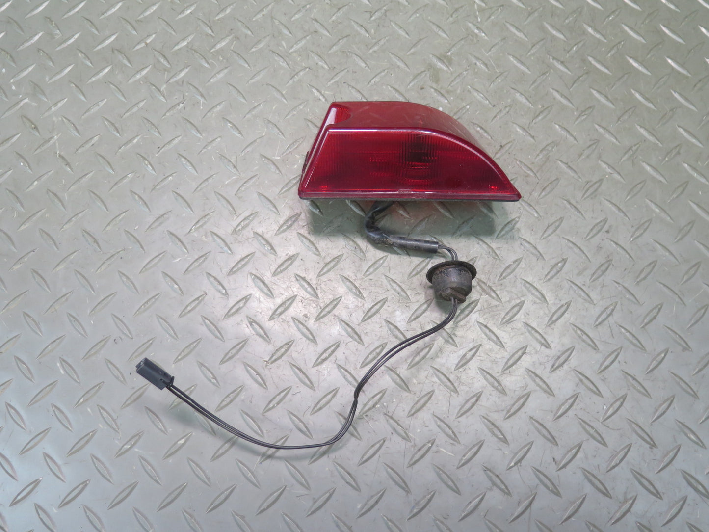 2003-2009 Hummer H2 Rear Roof Clearance Marker Light Lamp Set of 2