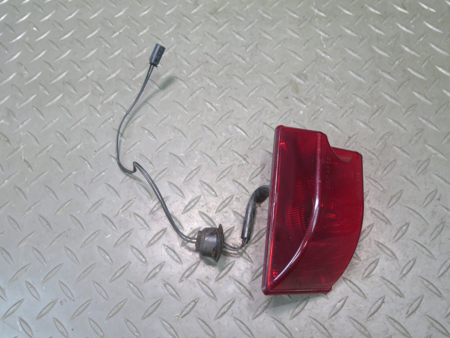 2003-2009 Hummer H2 Rear Roof Clearance Marker Light Lamp Set of 2