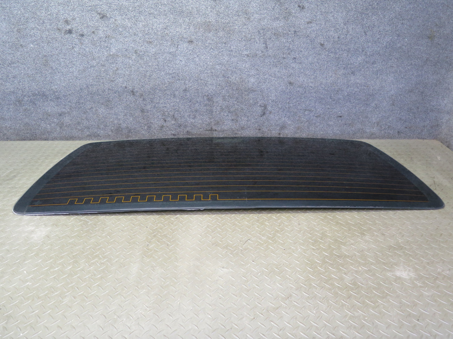 01-03 VW Eurovan T4 Rear Tailgate Liftgate Heated Windshield Glass Window OEM