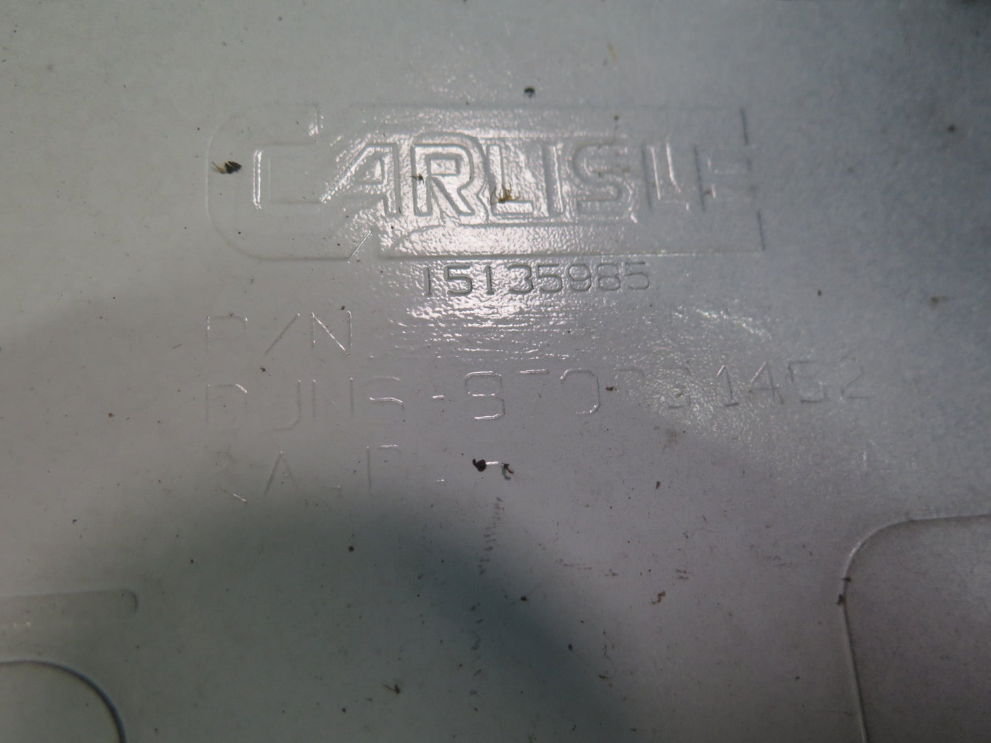 2003-2009 Hummer H2 Front Left Cowl Vent Panel END Cap Cover Molding 15135985