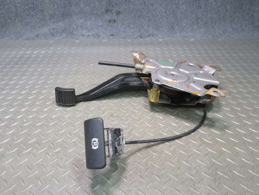 2006-2007 Hummer H2 Manual Emergency Parking Brake Stop Pedal